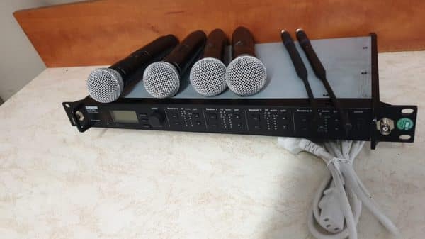 Shure ULXD4Q QUAD System 4 x ULDXD2 with Beta58a & Antennas P51 710-790MHz