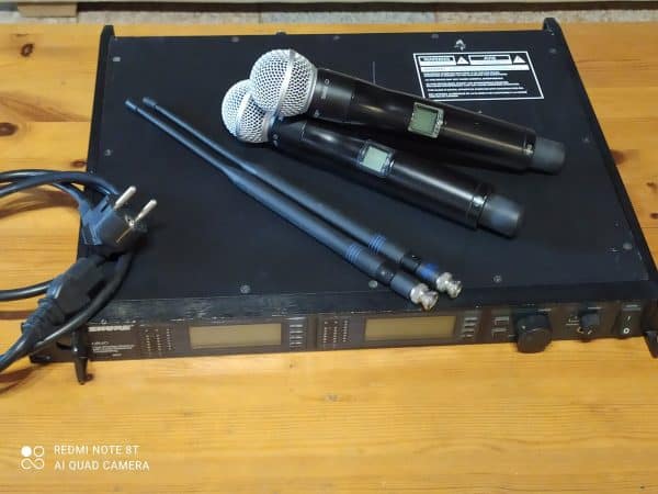 Shure UR4D Dual System 2 x UR2 Mikrofon SM58 Kapseln P8 710-790 Mhz