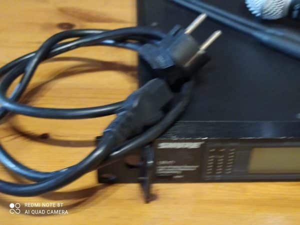 Shure UR4D Dual System 2 x UR2 Mikrofon SM58 Kapseln P8 710-790 Mhz - Image 3