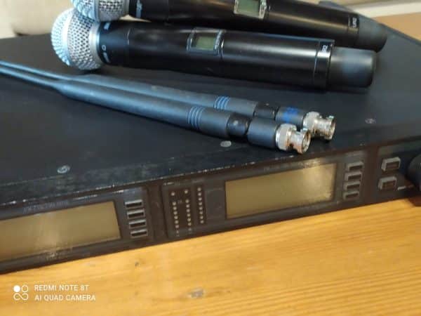 Shure UR4D Dual System 2 x UR2 Mikrofon SM58 Kapseln P8 710-790 Mhz - Image 9